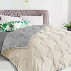 Idmarket Couette 220x240 CM ABBY Bicolore Beige Et Gris 300 Gr